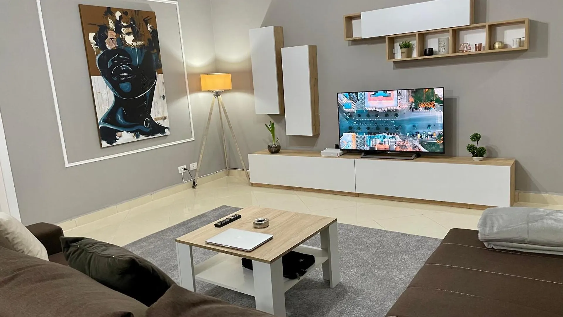 Tirana 2Bdr Komuna E Parisit location